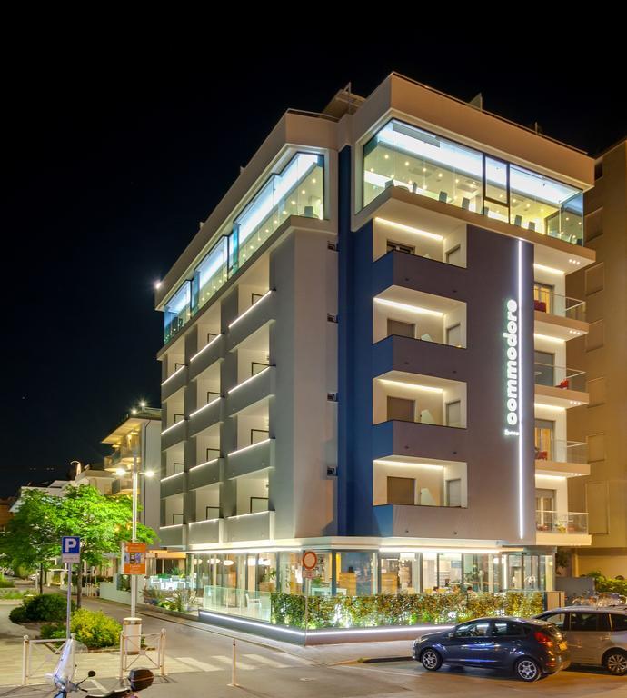 Hotel Commodore Riccione Exterior foto